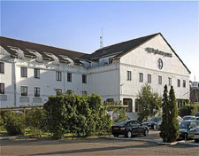Hotel Copthorne Effingham Park