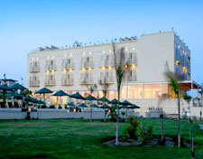Hotel E